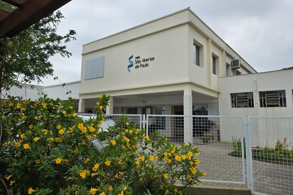 Asilo São Vicente de Paulo realiza bazar beneficente com produtos da Receita Federal