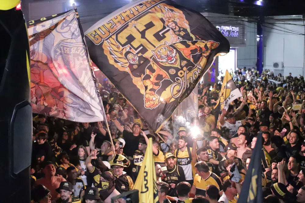 Mais de 70% dos ingressos para a torcida do Criciúma já foram vendidos